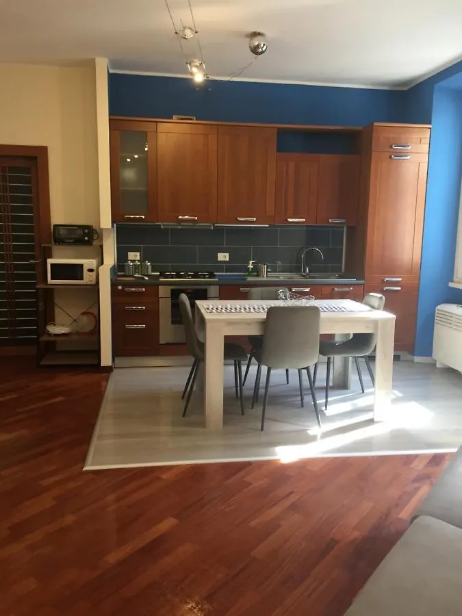 Rosy Apartment Roma Italia